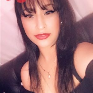 Meet your Posher, Alondra